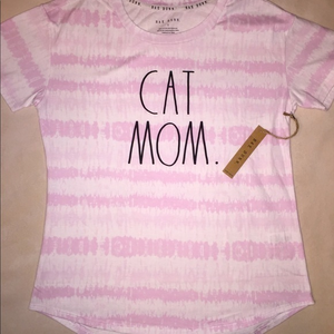 NWT‎ Rae Dunn CAT MOM Shirt